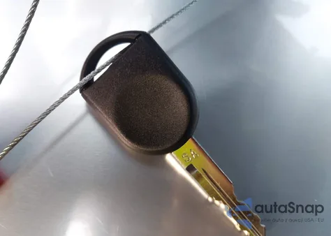 2007 Ford Mustang V6 Deluxe/V6 Premium z USA, uszkodzony, nr VIN 1ZVFT84N975312639